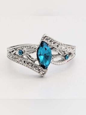 Silver-Tone Women's Engagement-Style Costume Jewelry Ring